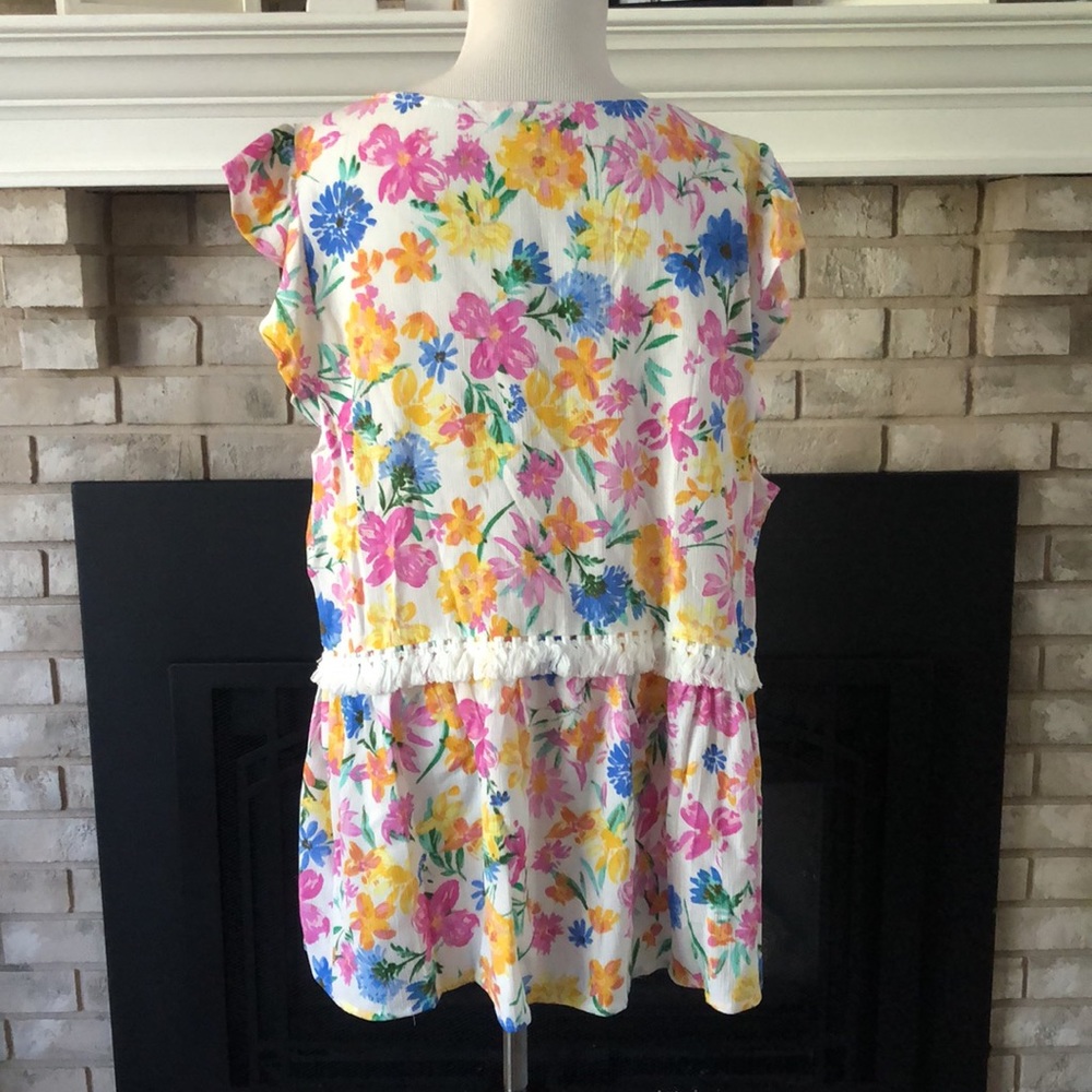 Andree by Unit Multi Color Floral Fringe Ruffle Sleeve Babydoll Top size 1X - Picture 6 of 11